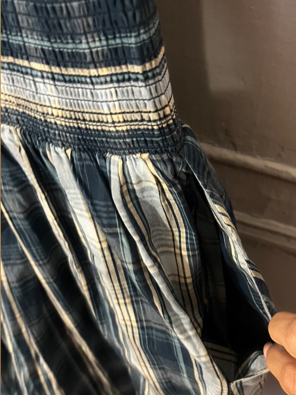 Plaid Midi Dress with Capped Sleeves - Picture 7 of 8